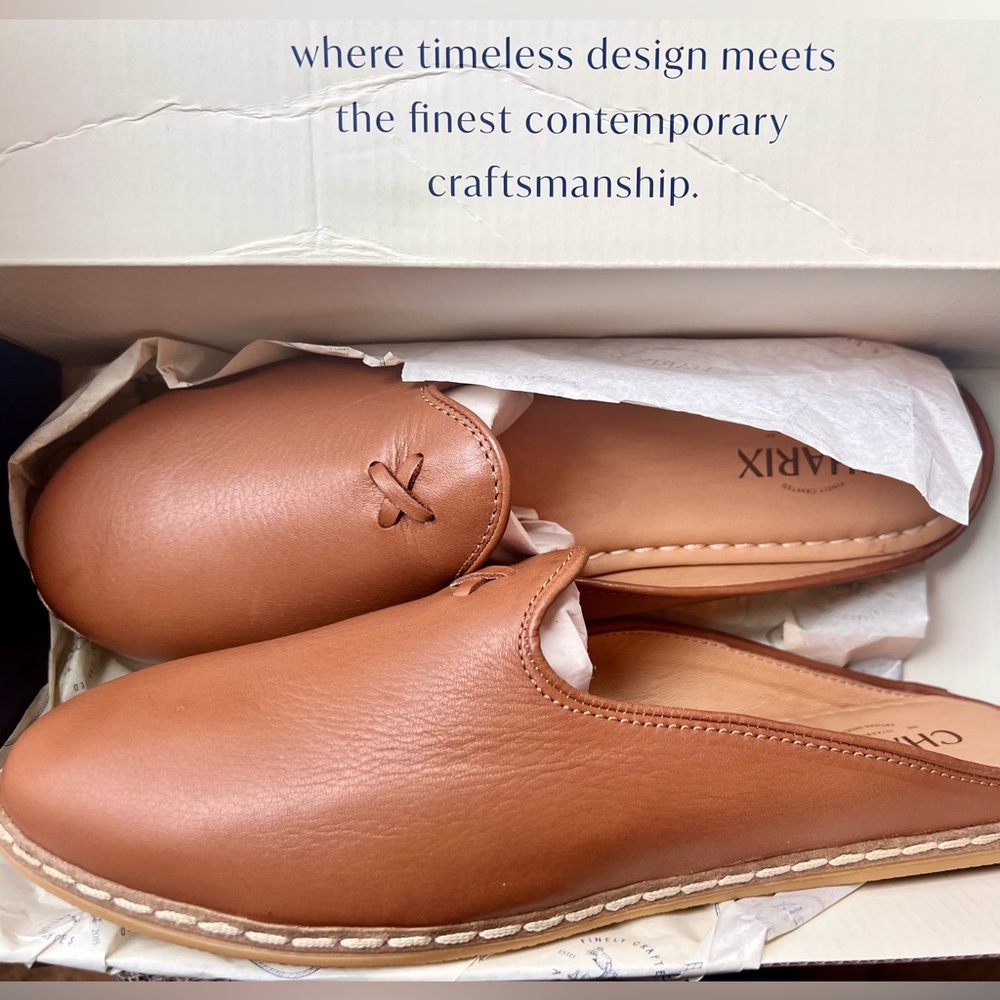 New in box Charix mules Camel size EU44